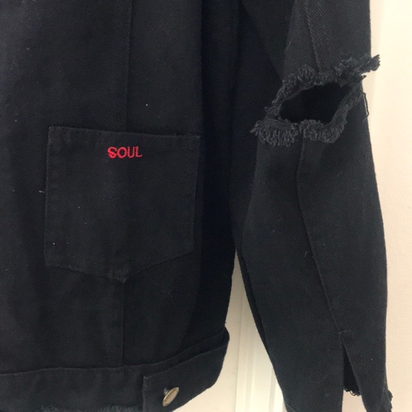 Embroidered Split distressed LF denim jacket - Picture 4 of 6